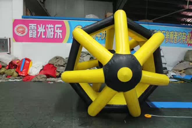 杜集充气水上滚筒球